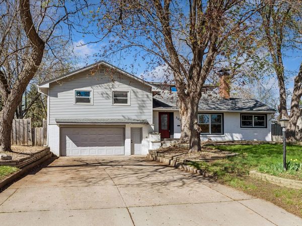 304 Valley High Road , Burnsville, MN 55337