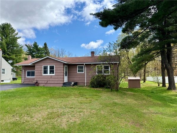 7928 Morgan Road , Liverpool, NY 13090