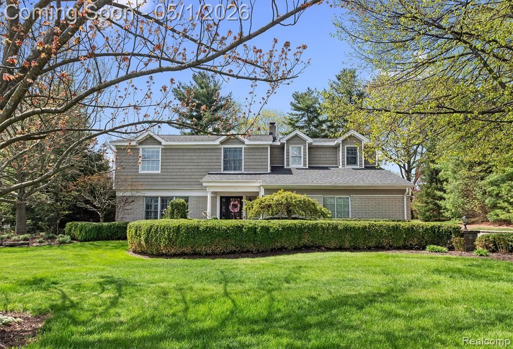 152 Randolph Road, Rochester Hills, MI 48309 Main Photo