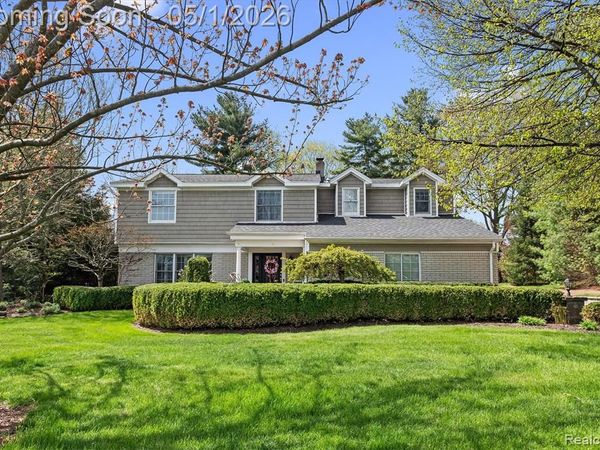 152 Randolph Road, Rochester Hills, MI 48309
