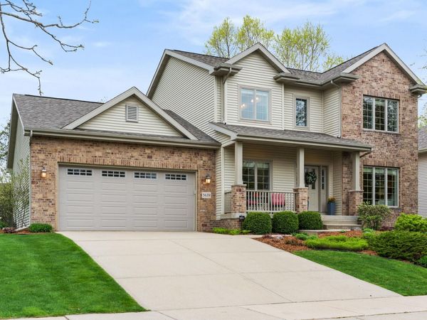 5639 Old Oak Drive, Fitchburg, WI 53711