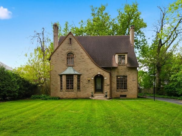 2245 W Warwick Road, Muncie, IN 47304