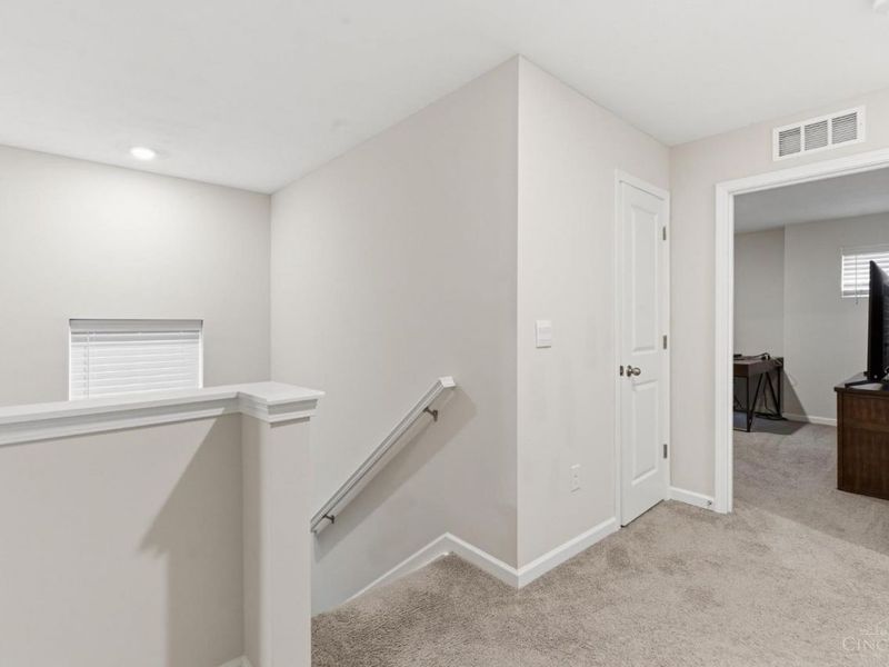 5049 Lakeview Drive, Hamilton Twp, OH 45152 Photo 21