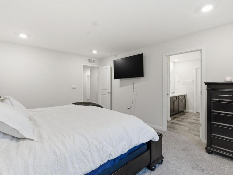 5049 Lakeview Drive, Hamilton Twp, OH 45152 Photo 24