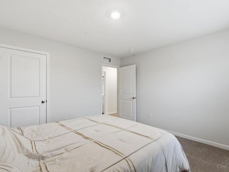 5049 Lakeview Drive, Hamilton Twp, OH 45152 Photo 31