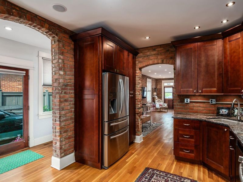 543 Mohawk Street, Columbus, OH 43206 Photo 9