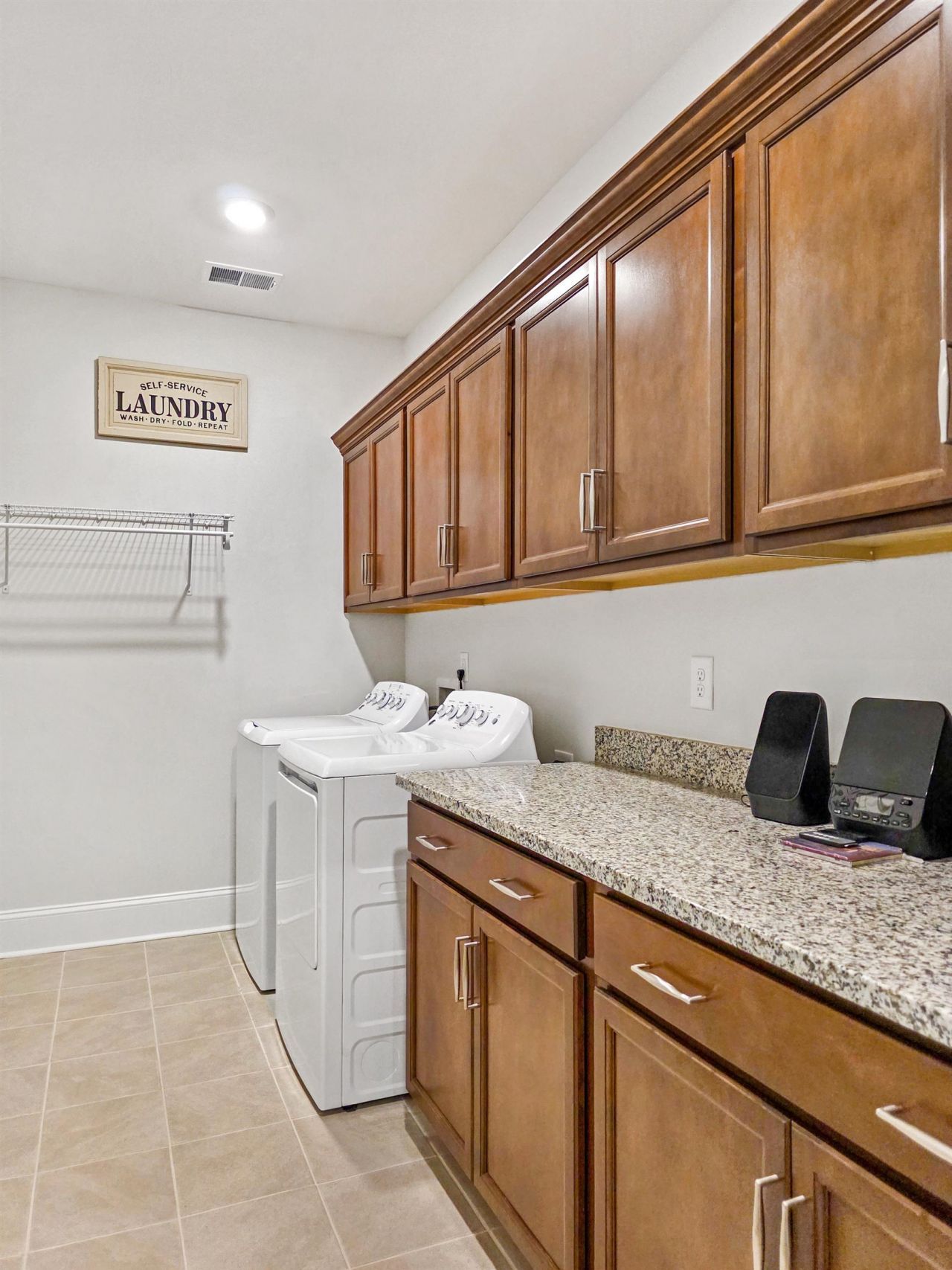 3017 Viceroy Loop Photo 11