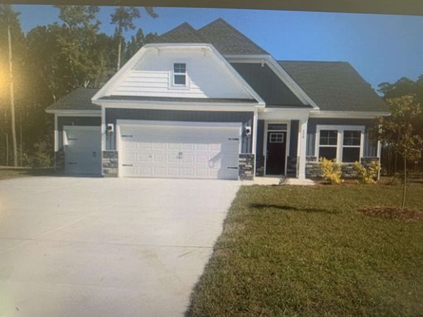 125 Cascade Dr., Conway, SC 29527