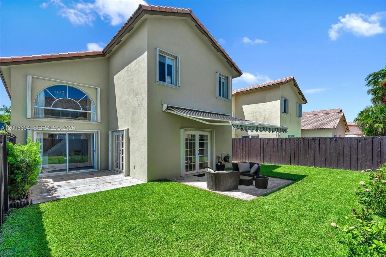 11263 NW 53rd Ln, Doral, FL 33178 Photo