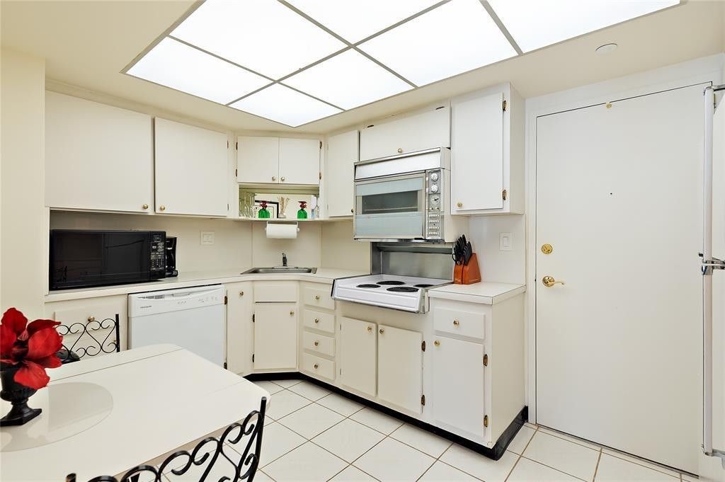 4010 Galt Ocean Drive, Unit 1609, Fort Lauderdale, FL 33308 Photo