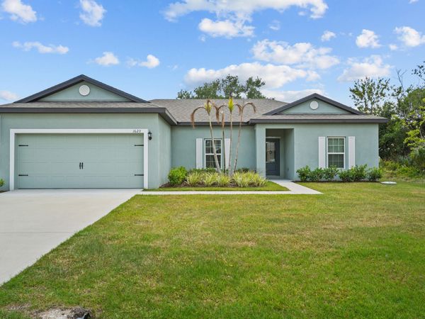 1620 SW Escobar Lane, Port St. Lucie, FL 34953