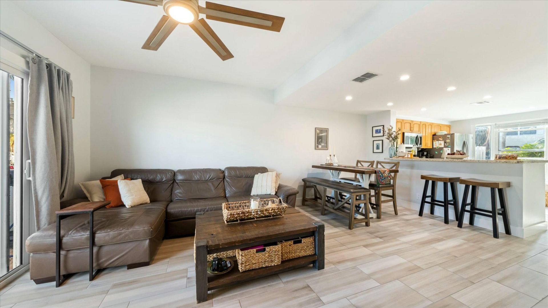 2555 NE 15th Street, Pompano Beach, FL 33062 Photo