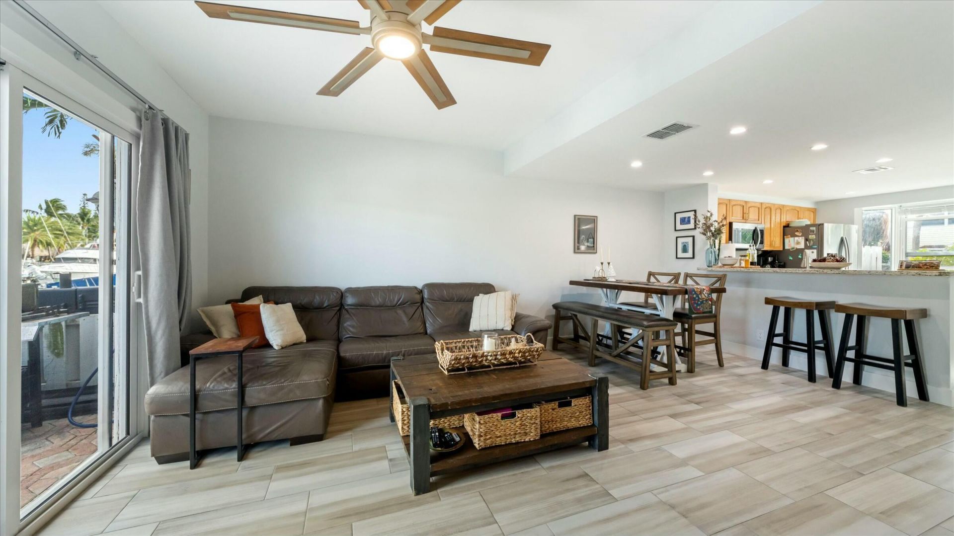 2555 NE 15th Street, Pompano Beach, FL 33062 Photo