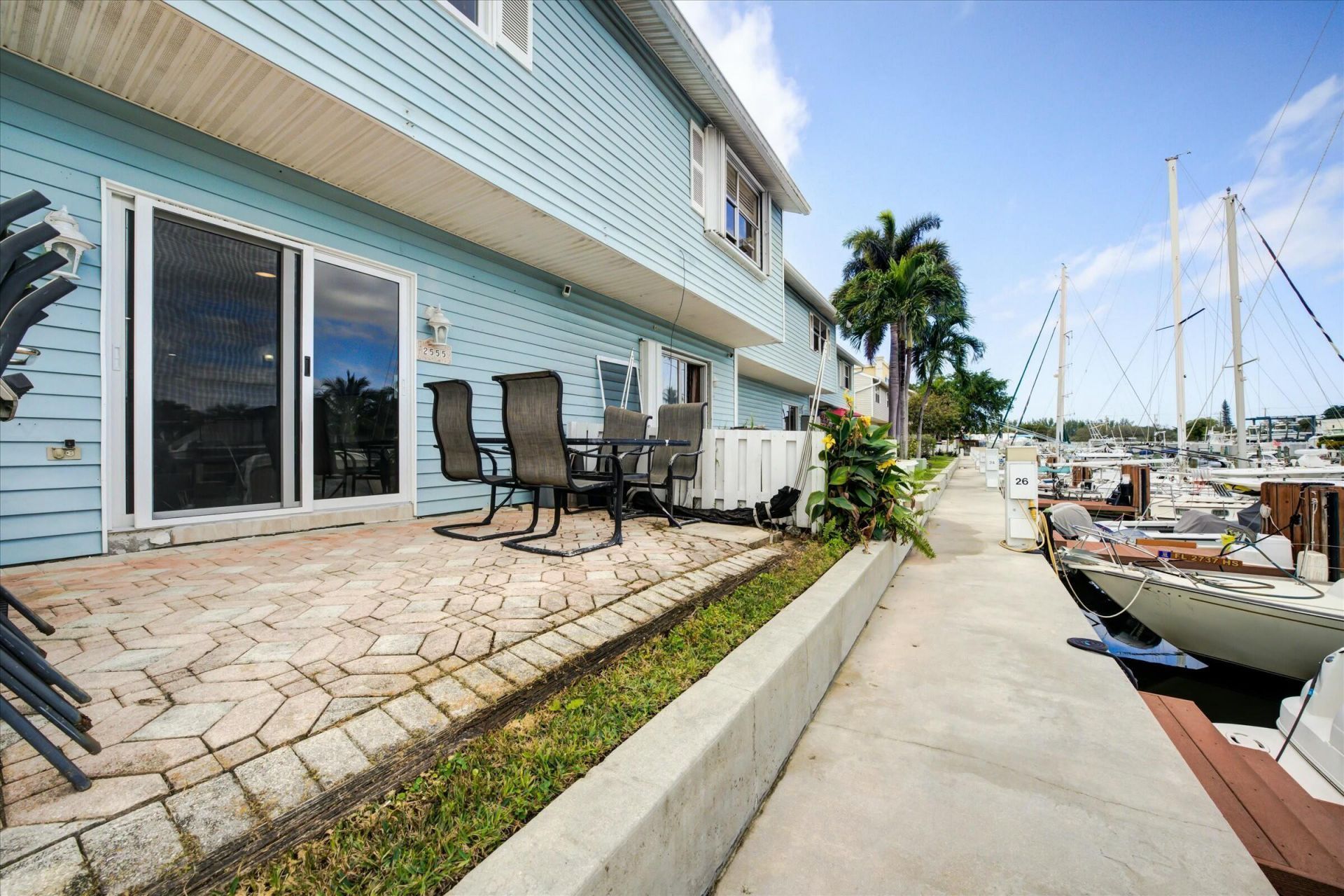 2555 NE 15th Street, Pompano Beach, FL 33062 Photo