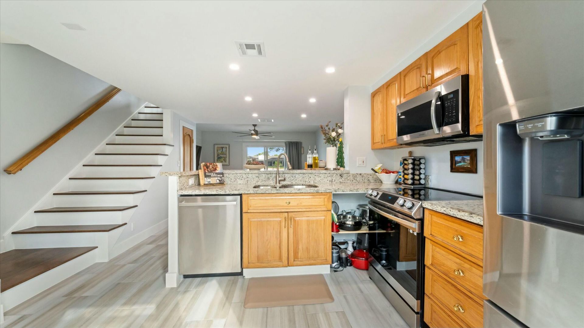 2555 NE 15th Street, Pompano Beach, FL 33062 Photo