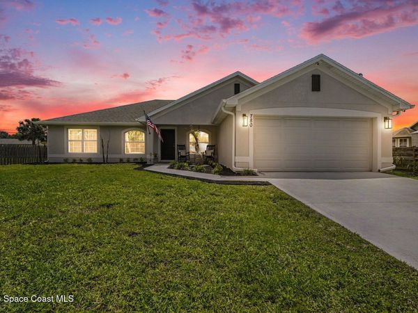 780 Helicon Terrace , Sebastian, FL 32958