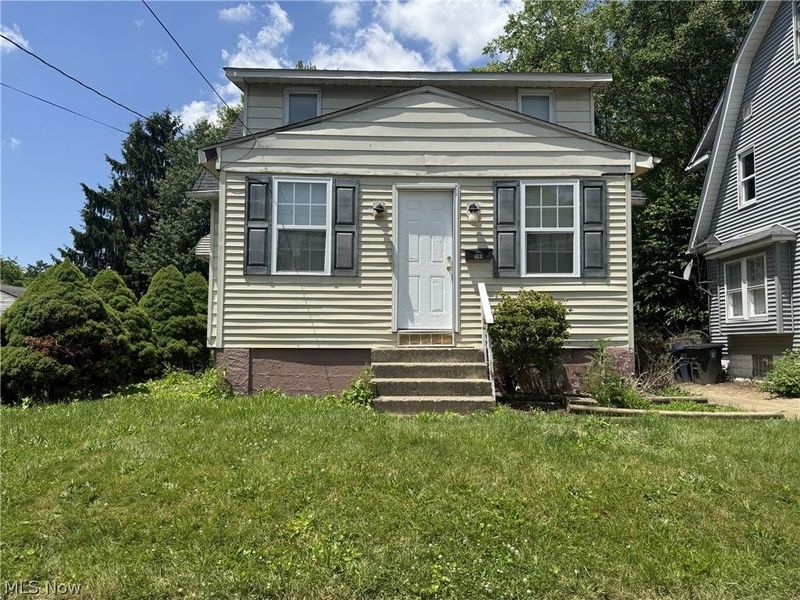 844 Ardella Avenue, Akron, OH 44306 Photo 1
