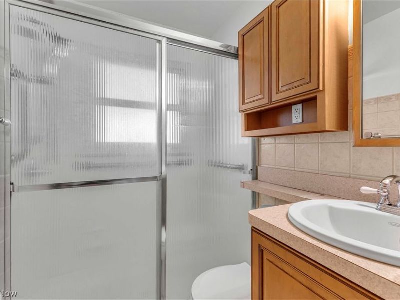 477 Huntmere Drive, Bay Village, OH 44140 Photo 21