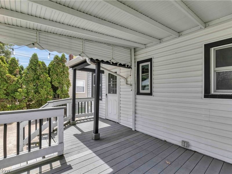 477 Huntmere Drive, Bay Village, OH 44140 Photo 3