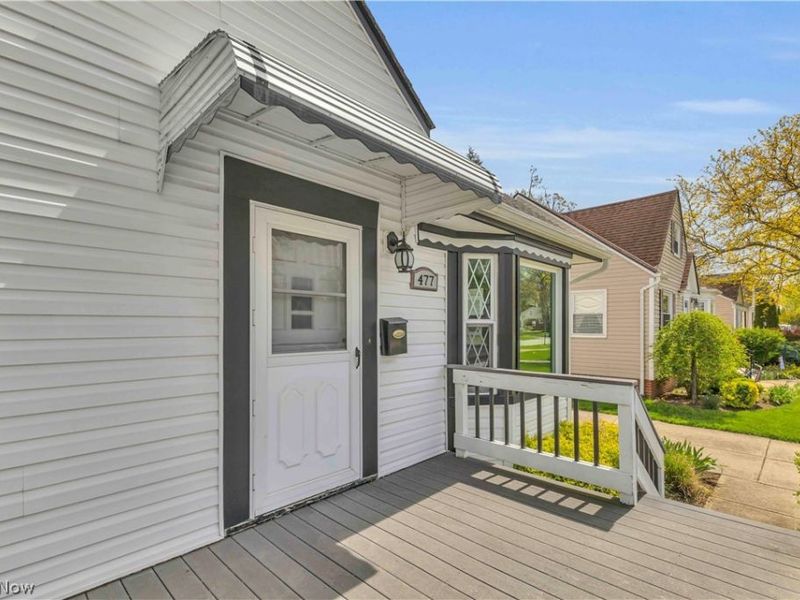 477 Huntmere Drive, Bay Village, OH 44140 Photo 4