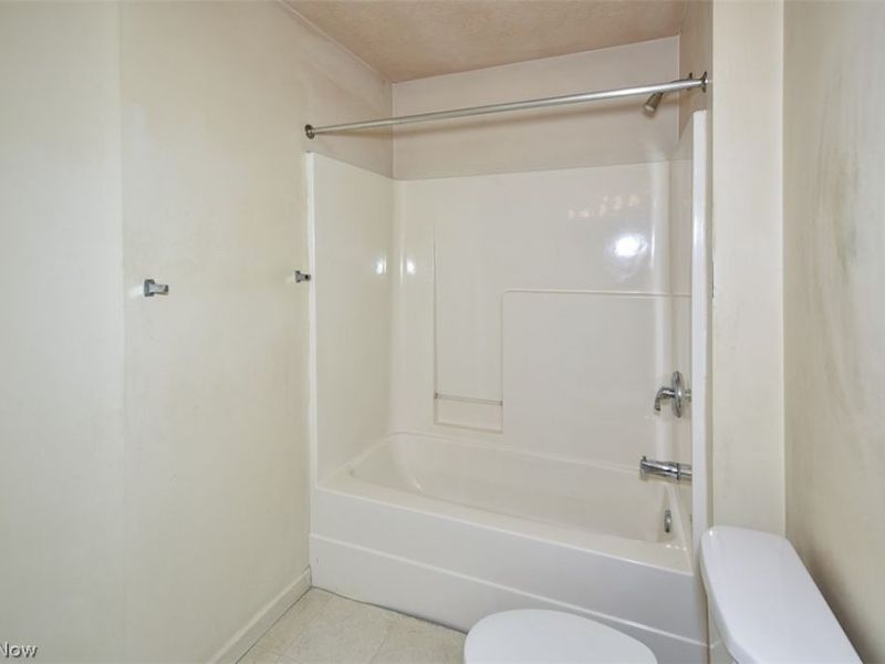 29828 Center Ridge Drive , Unit 217, Westlake, OH 44145 Photo 18