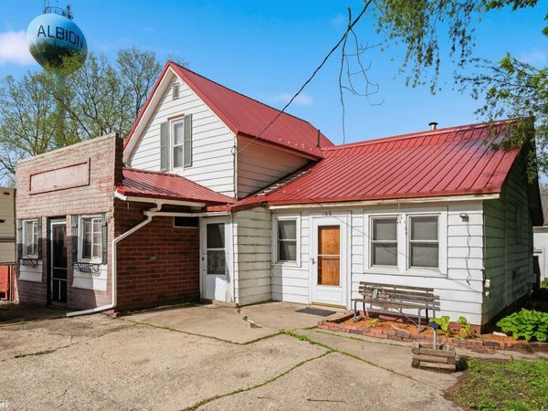 100 N Main Street, Albion, IA 50005