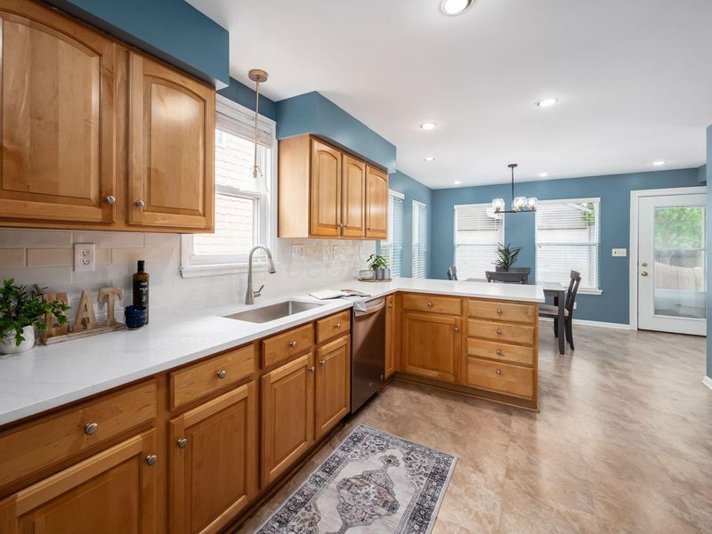 519 E Torrence Road, Columbus, OH 43214 Photo 12
