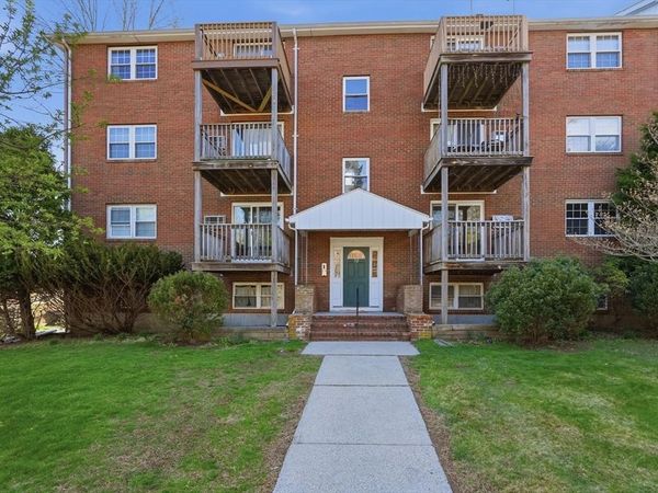 52 Burnap Rd, Unit 2, Holliston, MA 01746