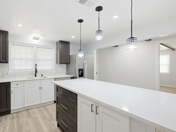 26 Debbie Rd, Brockton, MA 02302