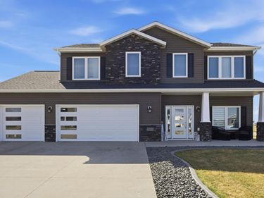 5651 43rd Street S, Fargo, ND 58104