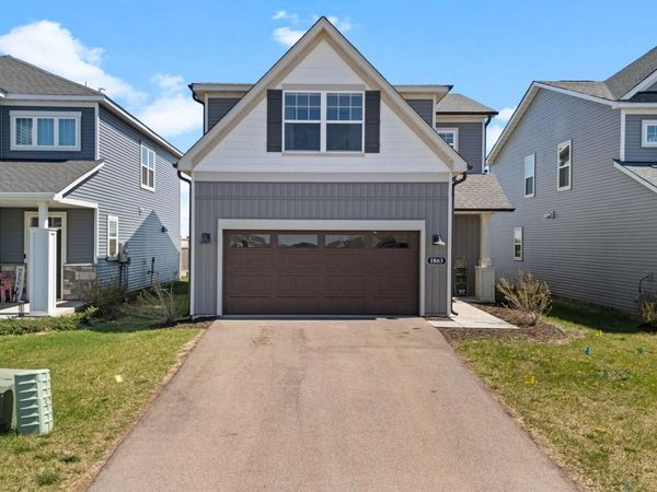 1863 Ivy Street , Shakopee, MN 55379