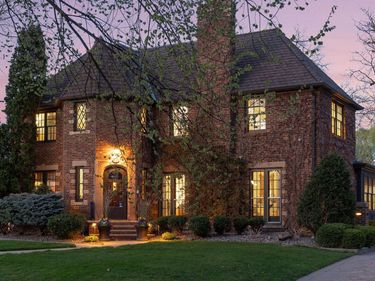 4513 Edina Boulevard, Edina, MN 55424