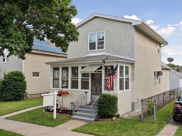 680 Juno Avenue, Saint Paul, MN 55102