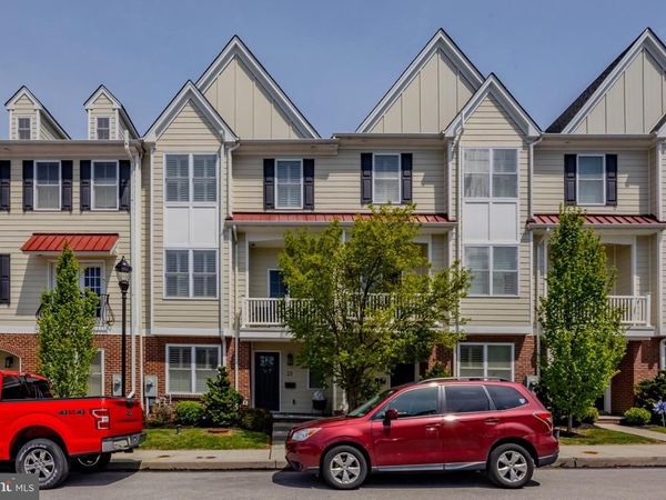 23 CENTRAL AVENUE, BERWYN, PA 19312