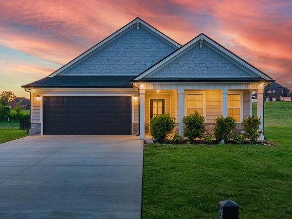 333 Frontier Dr , Clarksville, TN 37043