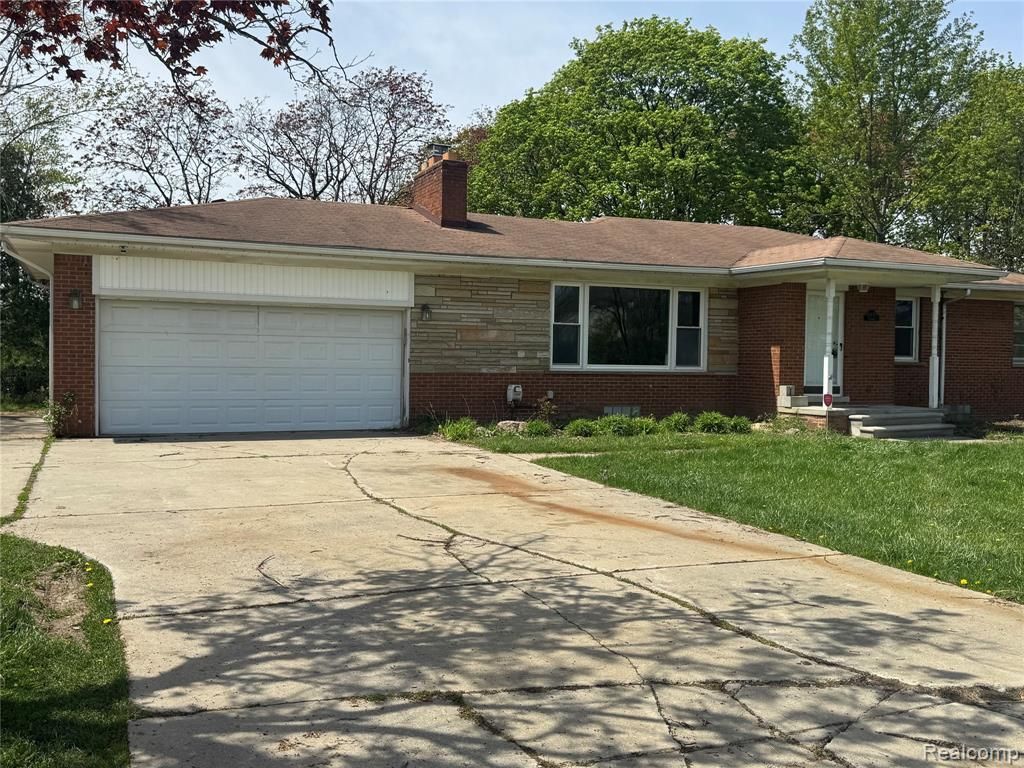 29235 Sharidale Street, Southfield, MI 48034 Main Photo