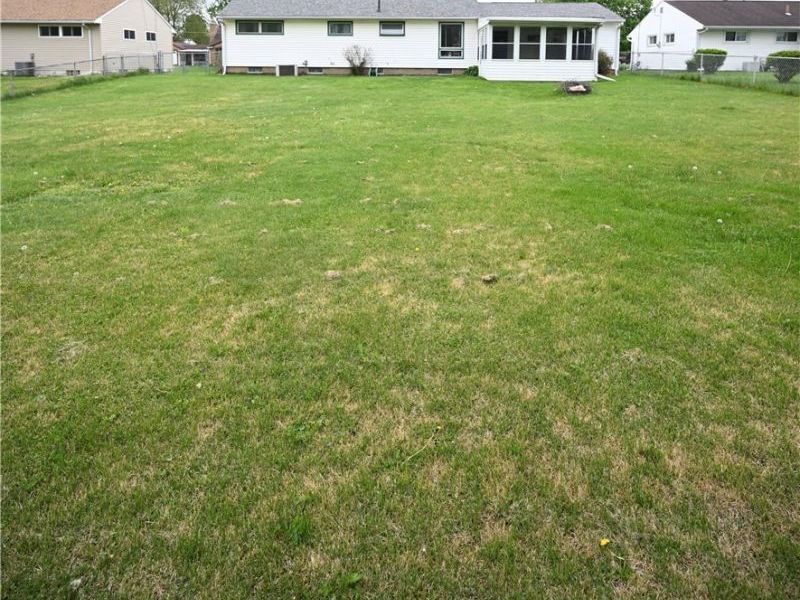 1911 39th Street NE, Canton, OH 44705 Photo 3