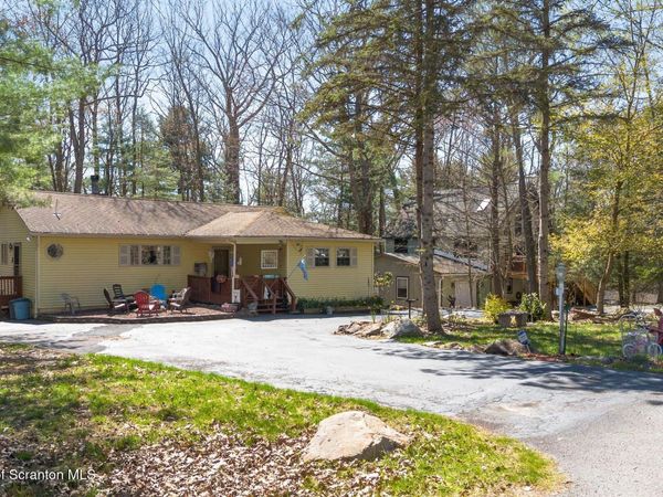 18 Primrose Lane , Gouldsboro, PA 18424