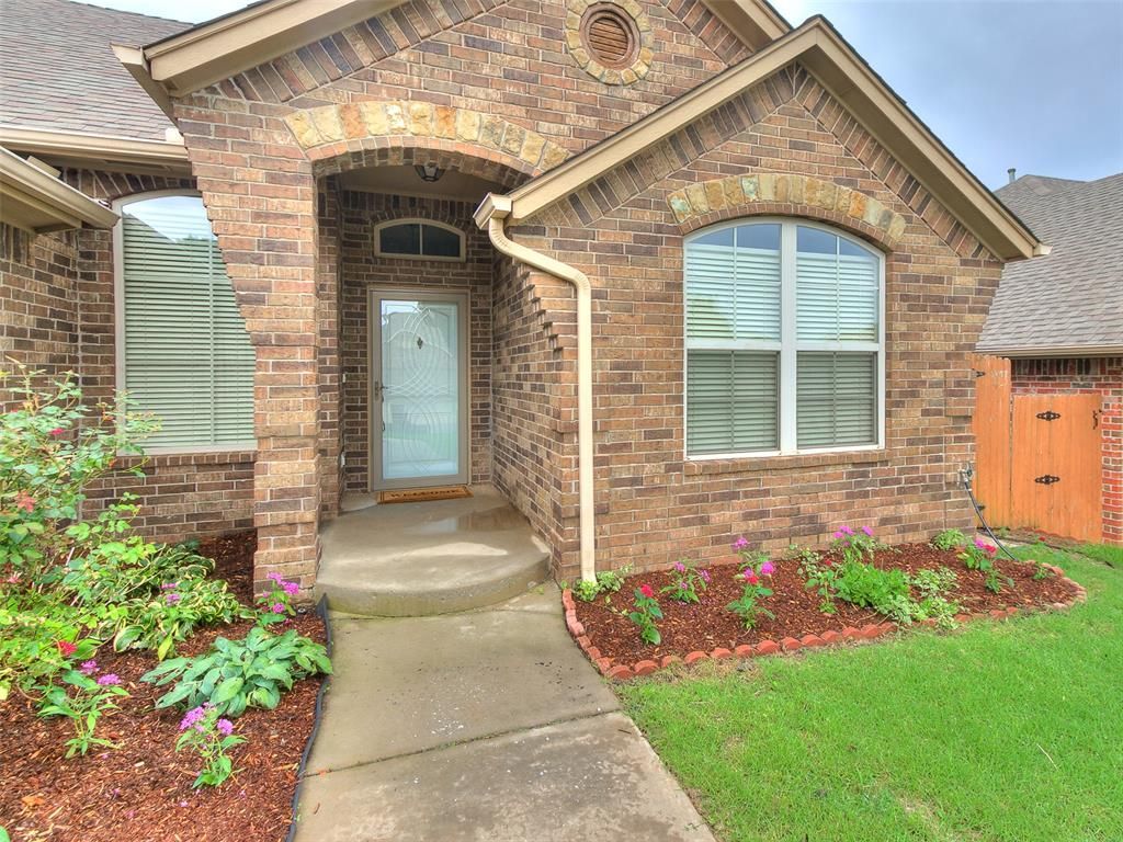 12824 NW 6th Street, Yukon, OK 73099 Main Photo