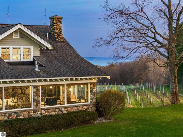 2770 Nelson Road, Traverse City, MI 49686