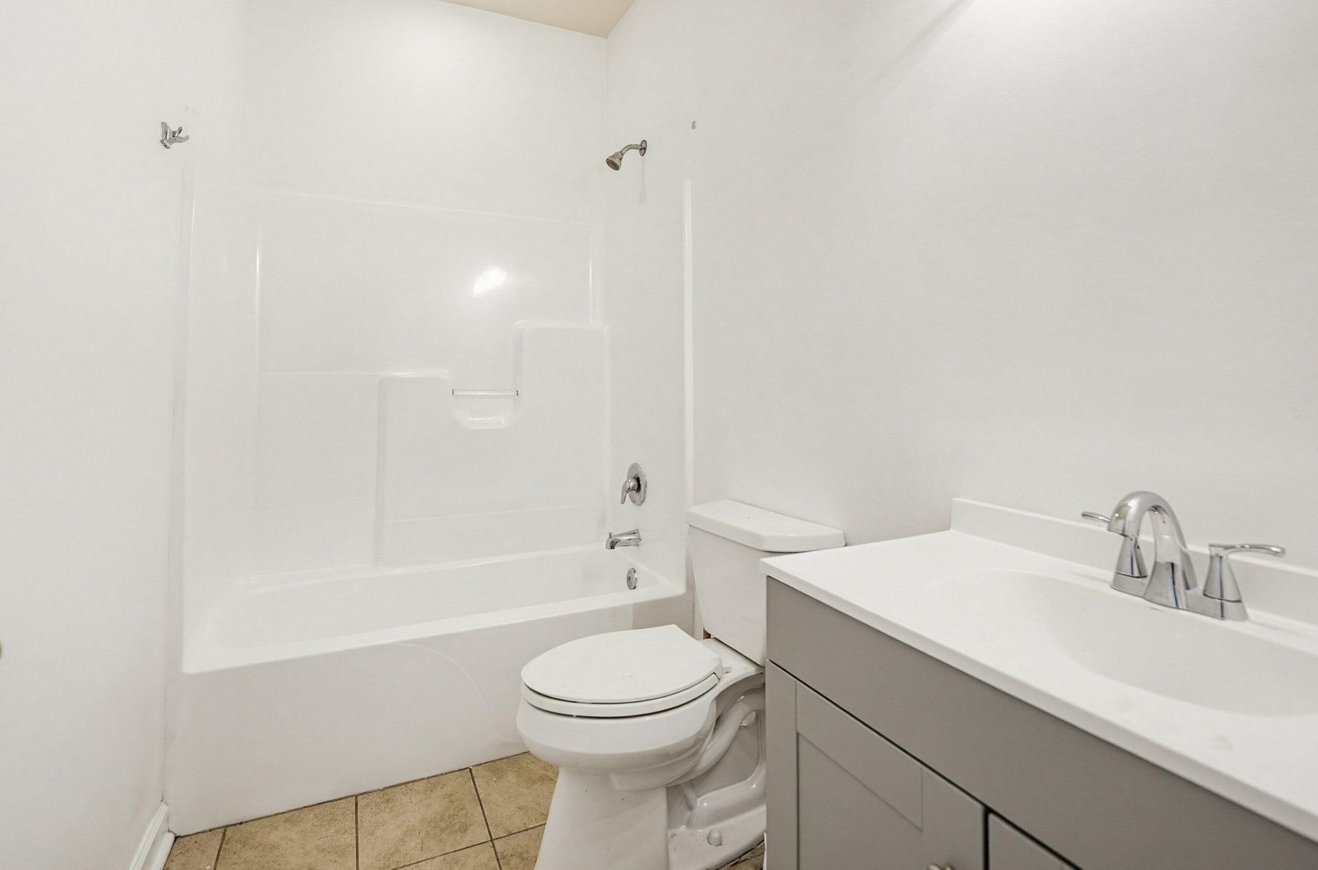 2216 Trask Parkway Photo 13