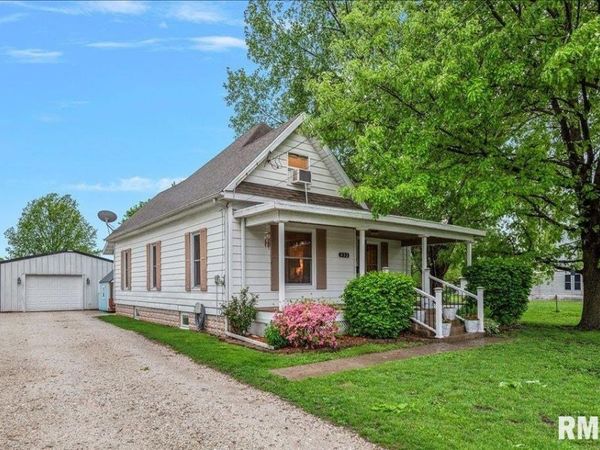 332 E TREMONT Street, Waverly, IL 62692