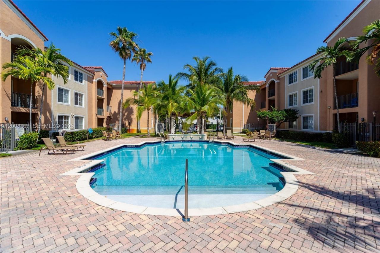 6831 SW 44th St , Unit 101, Miami, FL 33155 Photo
