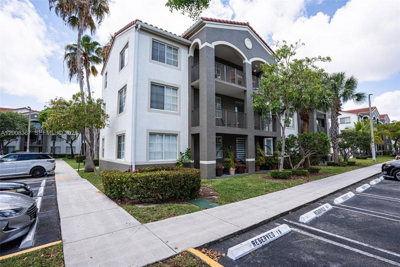 6831 SW 44th St , Unit 101, Miami, FL 33155 Photo