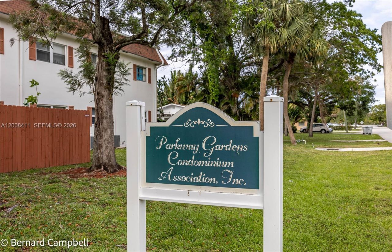 321 SW 1st Ct , Unit K-5, Pompano Beach, FL 33060 Photo