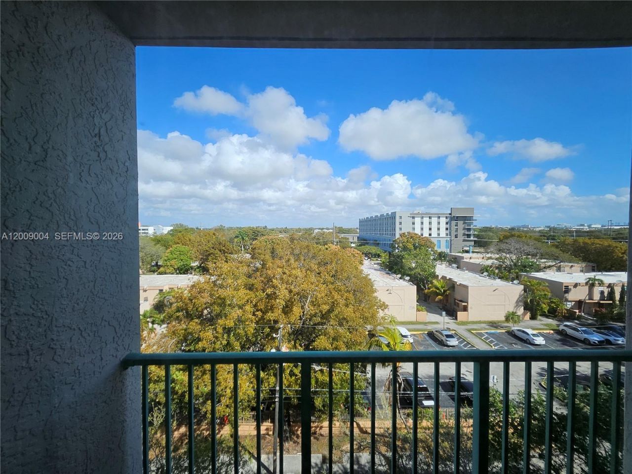 6001 SW 70th St , Unit 655, South Miami, FL 33143 Photo