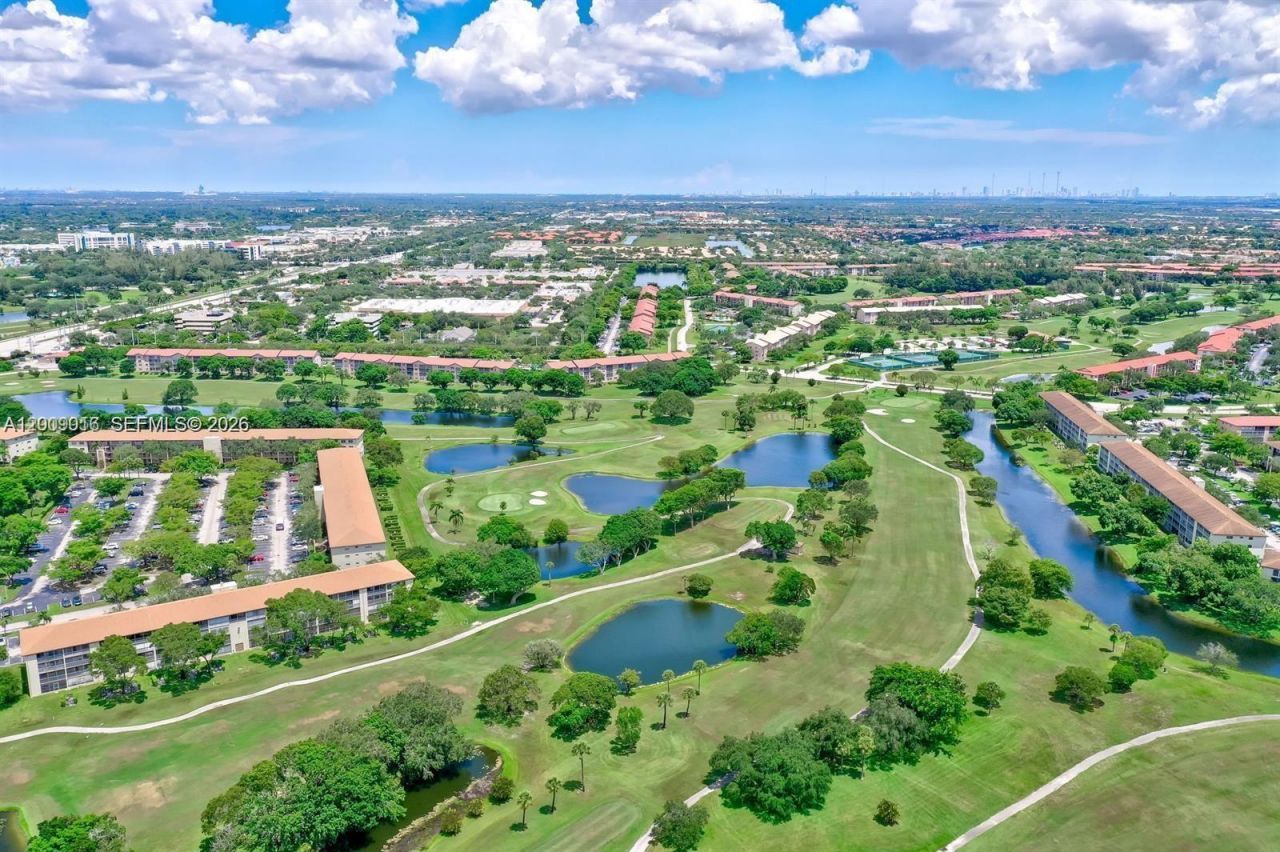 1400 SW 124th Ter , Unit 402Q, Pembroke Pines, FL 33027 Photo