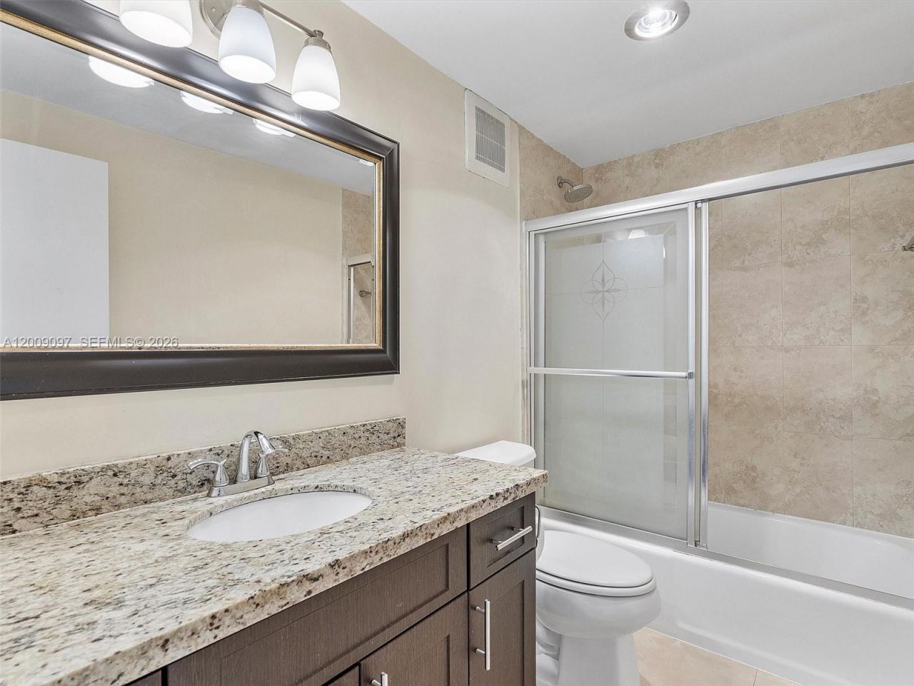 400 Kings Point Dr , Unit 229, Sunny Isles Beach, FL 33160 Photo