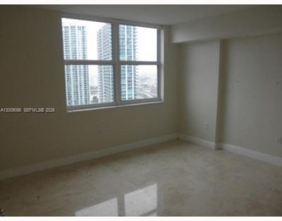 31 SE 5th St, Unit 2807, Miami, FL 33131 Photo