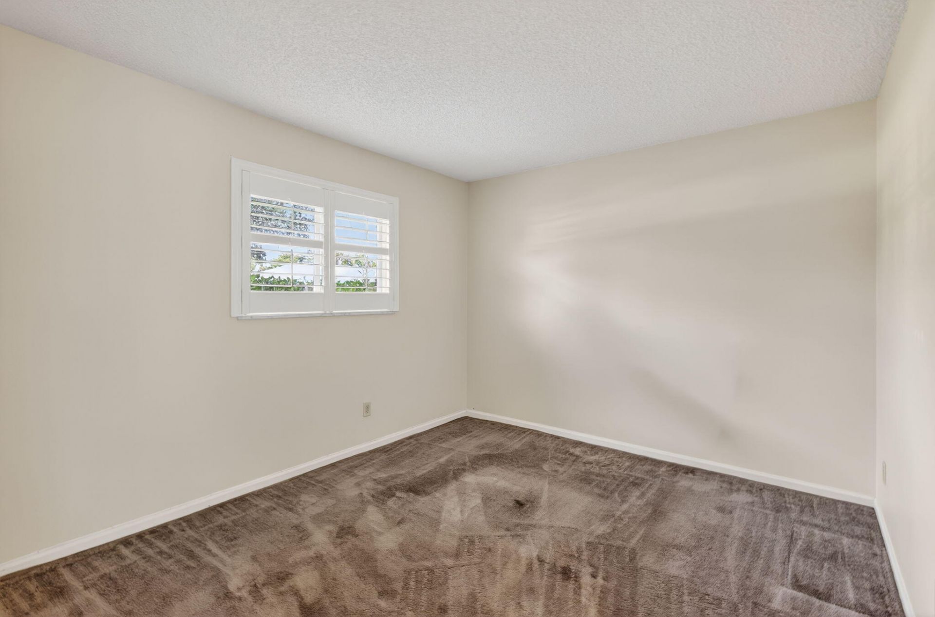 9820 Jonquil Circle N, Palm Beach Gardens, FL 33410 Photo